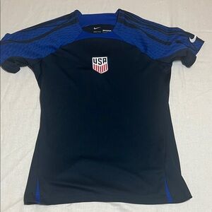 Nike USA Emblem Soccer Jersey in Black and Blue